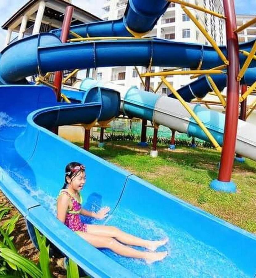 Melaka Top Largest Waterpark Resort - By Youbnb Homestay Melaka Экстерьер фото
